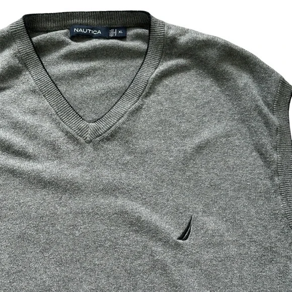 Nautica Navtech Sweater Vest XL Gray V-Neck Cashmere Blend Logo Ribbed Hem - Picture 3 of 11